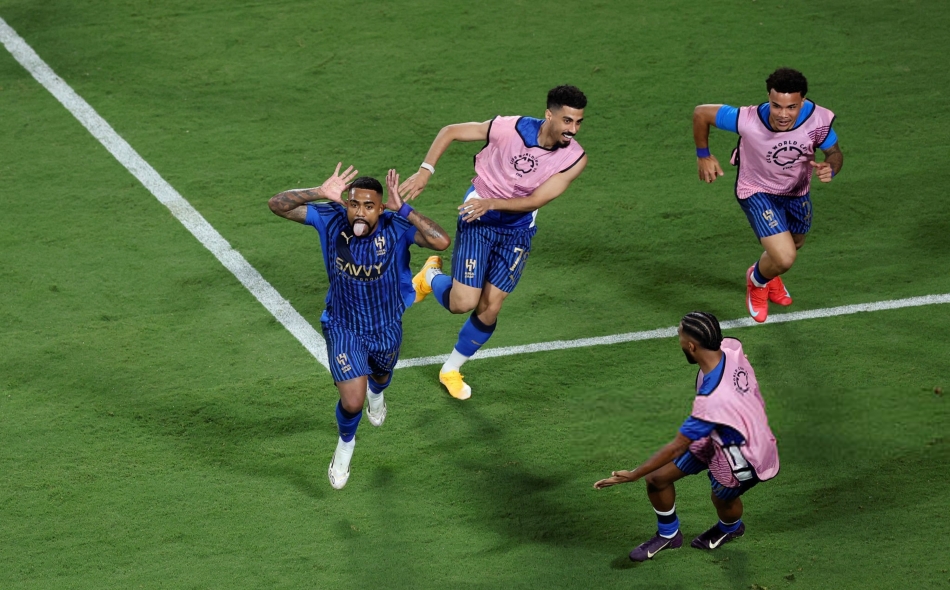 开云APP-曼城鏖战塞维利亚，门迪带队取胜