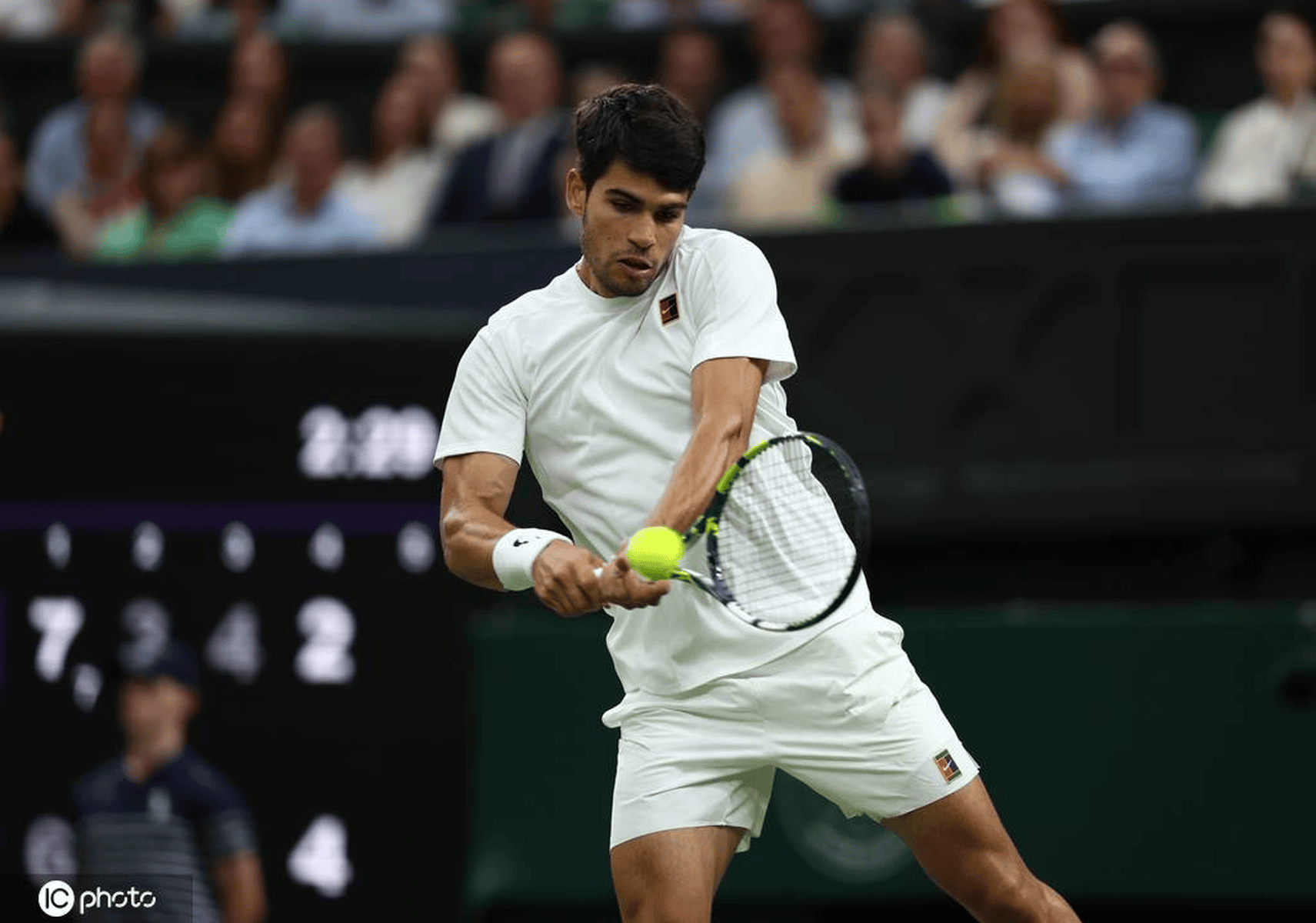 开云体育官网-年终总决赛险胜温网，阿尔卡拉斯关键制胜