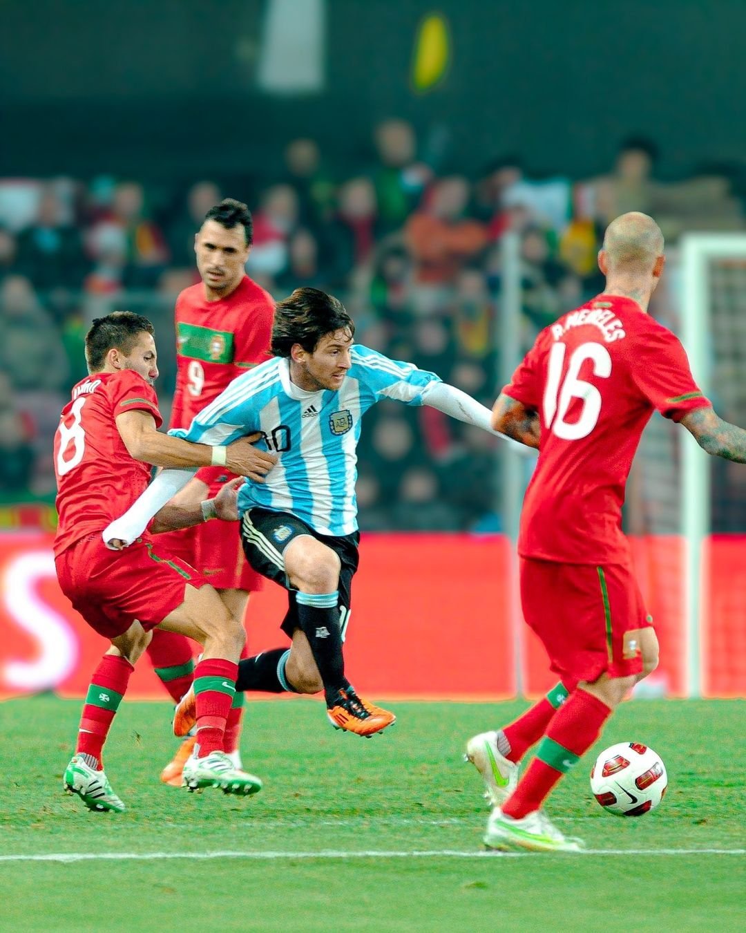 葡萄牙队鏖战法国队,林高远状态火热 葡萄牙队鏖战法国队,林高远状态火热