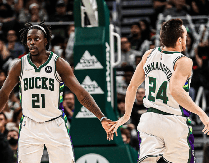 开云体育-山西队单节拉开公牛，霍勒迪成为关键先生